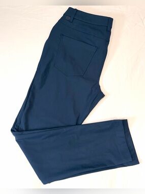 Lululemon Men’s Navy 5 pocket Straight-Leg Pants size 28